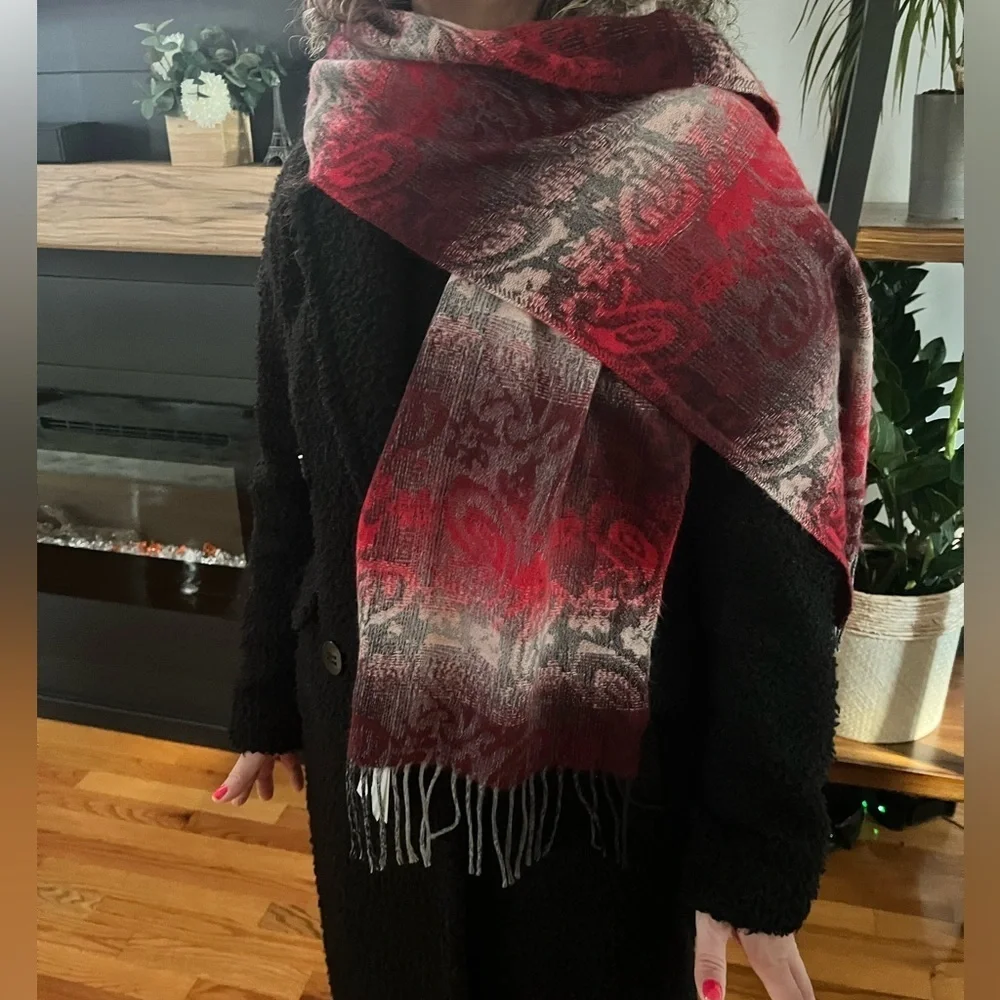 STEVE MADDEN Ombre Paisley Winter Scarf Muffler - Red